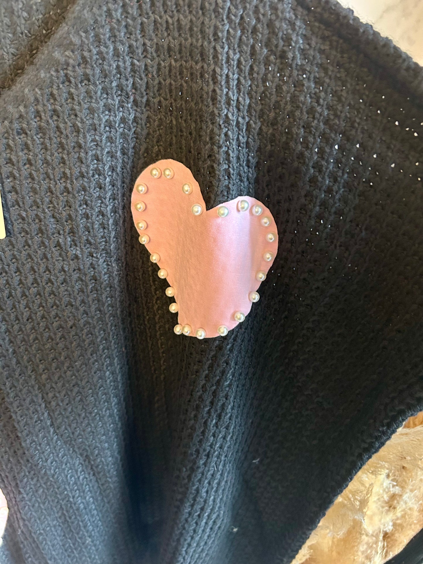 Pull Oversize en Grosse Maille – Cœur Rose Perlé
